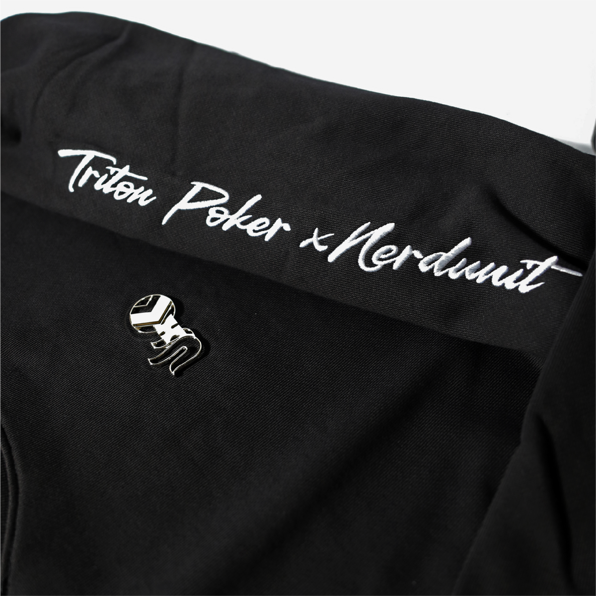 NU CHIPS TRITON SWEATERSHIRT | BLACK